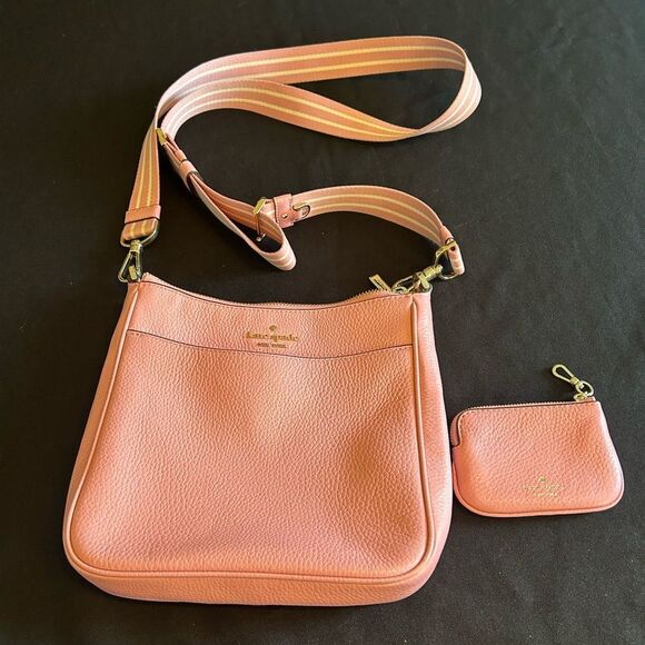 Kate Spade Pink Leather Shoulder Bag & Pouch So Cute. Perfect Size! - Picture 1 of 12